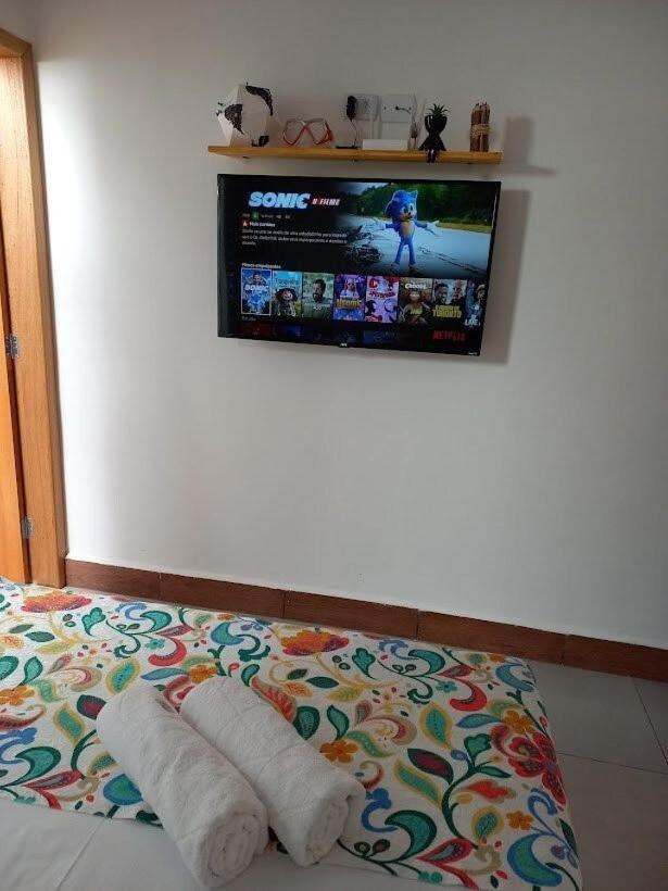 Casinha Aconchegante No Centro De Bonito I Tv, Ar-Condicionado, Bicicletas, Rede, Cozinha E Wi-Fi 20Mb Villa ภายนอก รูปภาพ